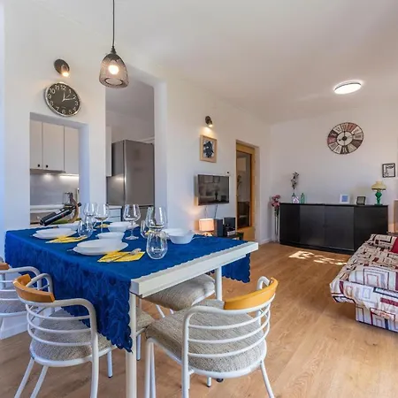 Vacation Helga Apartman